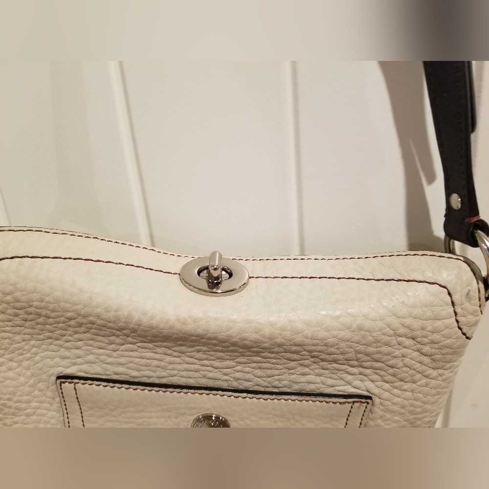 Coach Pebble Leather Chelsea - Picture 3 of 9